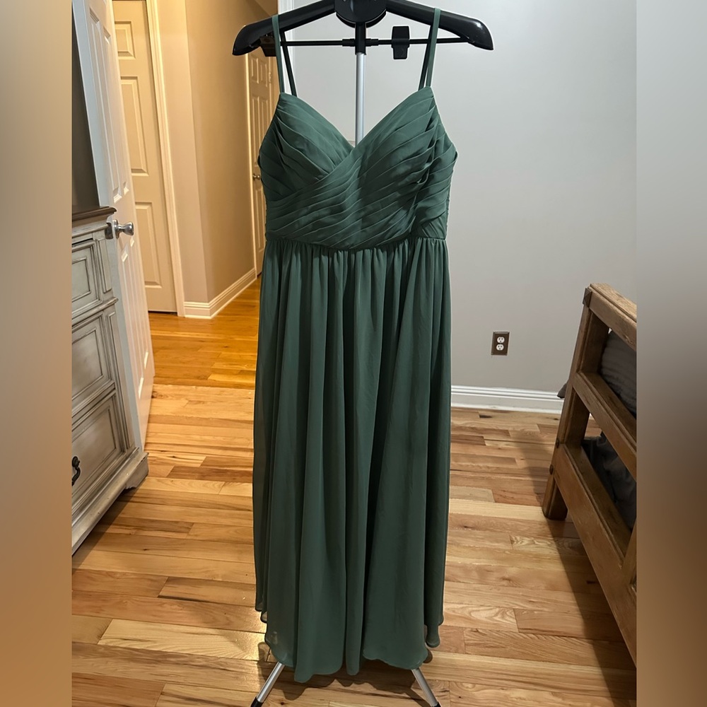 Azazie Green bridesmaid Dress